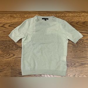 100% cashmere short sleeves sweater in pistachio